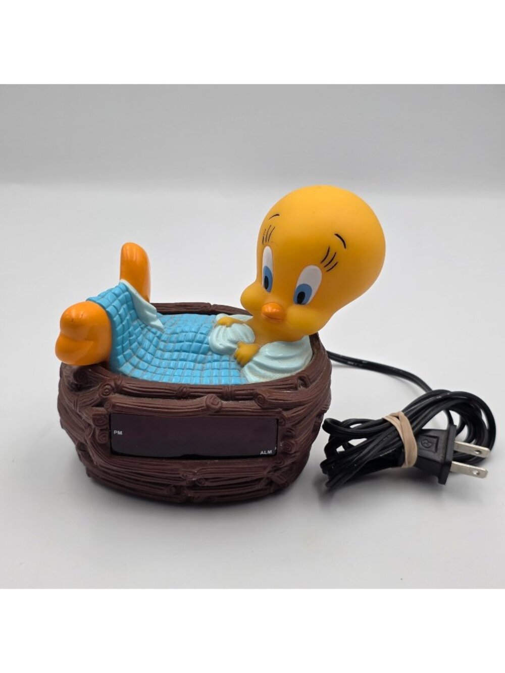 Vintage 1996 Warner Bros Tweety Bird Digital Alarm Clock Works